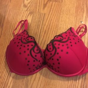 Red Push Up (Adds 1 Cup) - size 36D